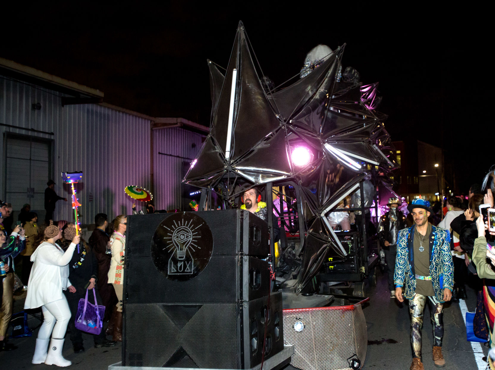 NO.chewbacchus259.021019.jpg